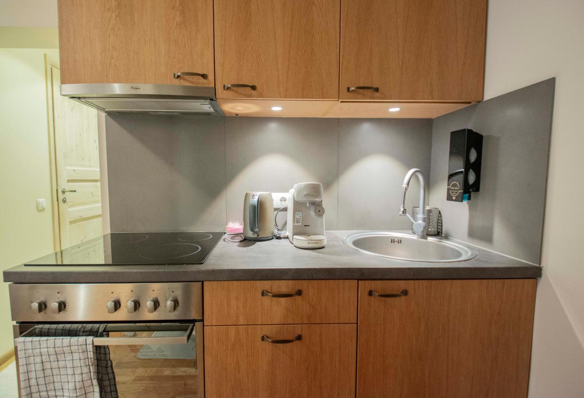 Karlovaidyll 7 - Homey Apartment With Free Parking! Тарту Экстерьер фото