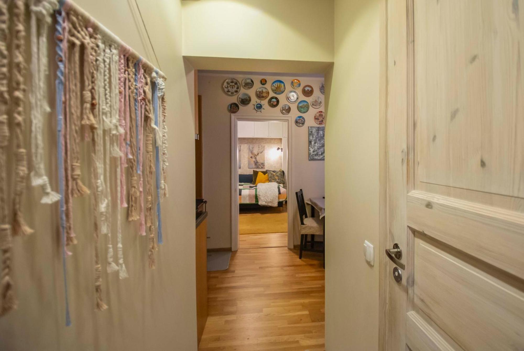 Karlovaidyll 7 - Homey Apartment With Free Parking! Тарту Экстерьер фото